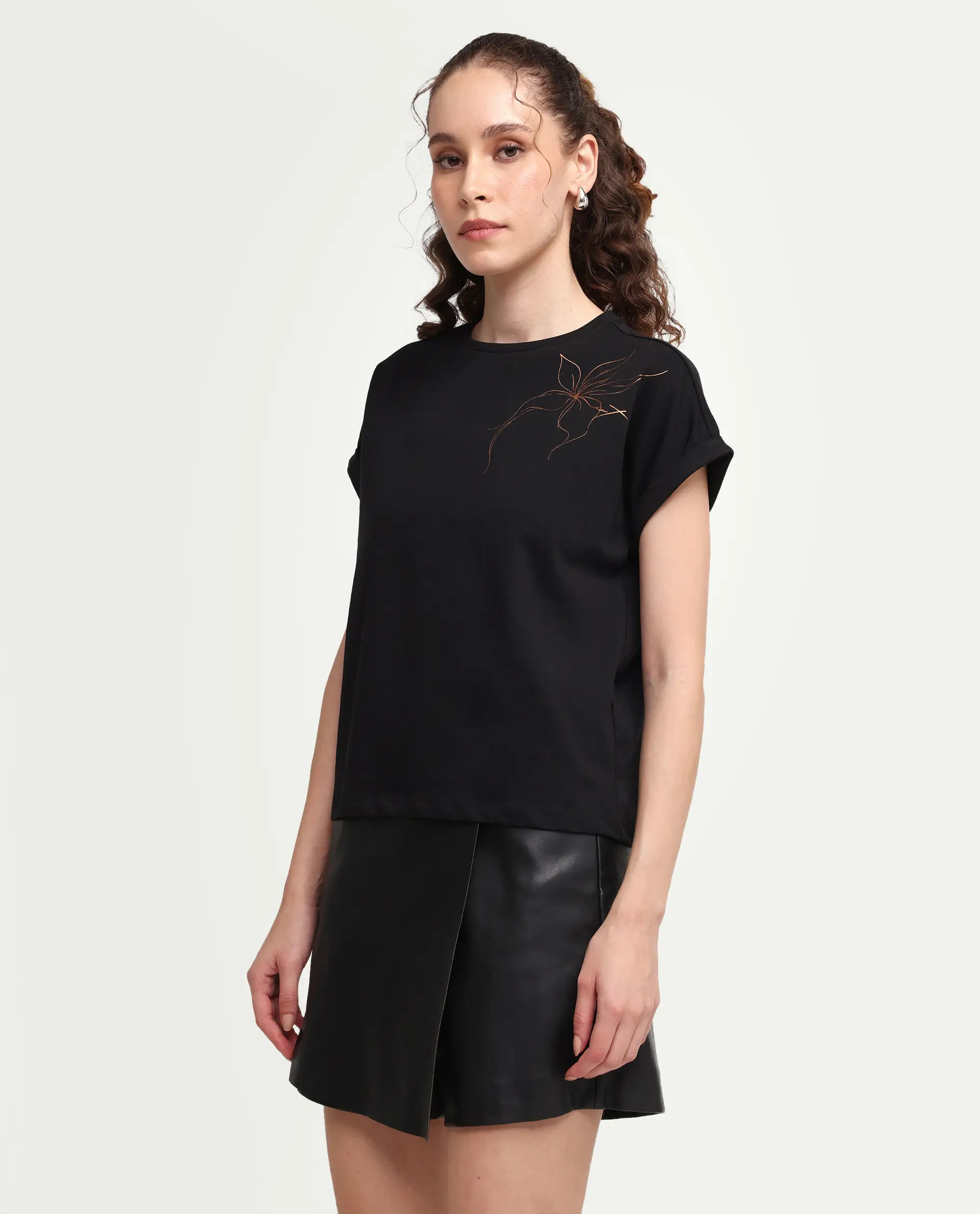 Rareism Women's Zarth Black Cotton Crew Neck Pull-On Relaxed Floral Print T-Shirt - Image 5