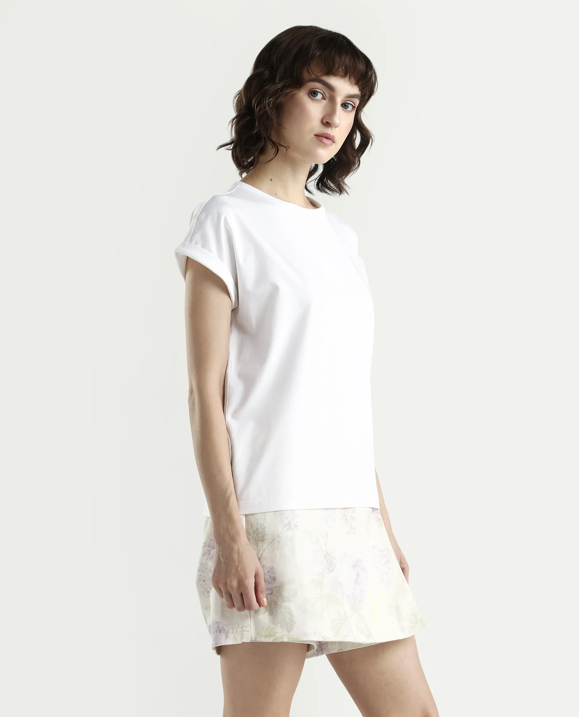 Rareism Women's Off White White Cotton Blend Half Sleeve Relaxed Fit Plain T-Shirt - Image 6