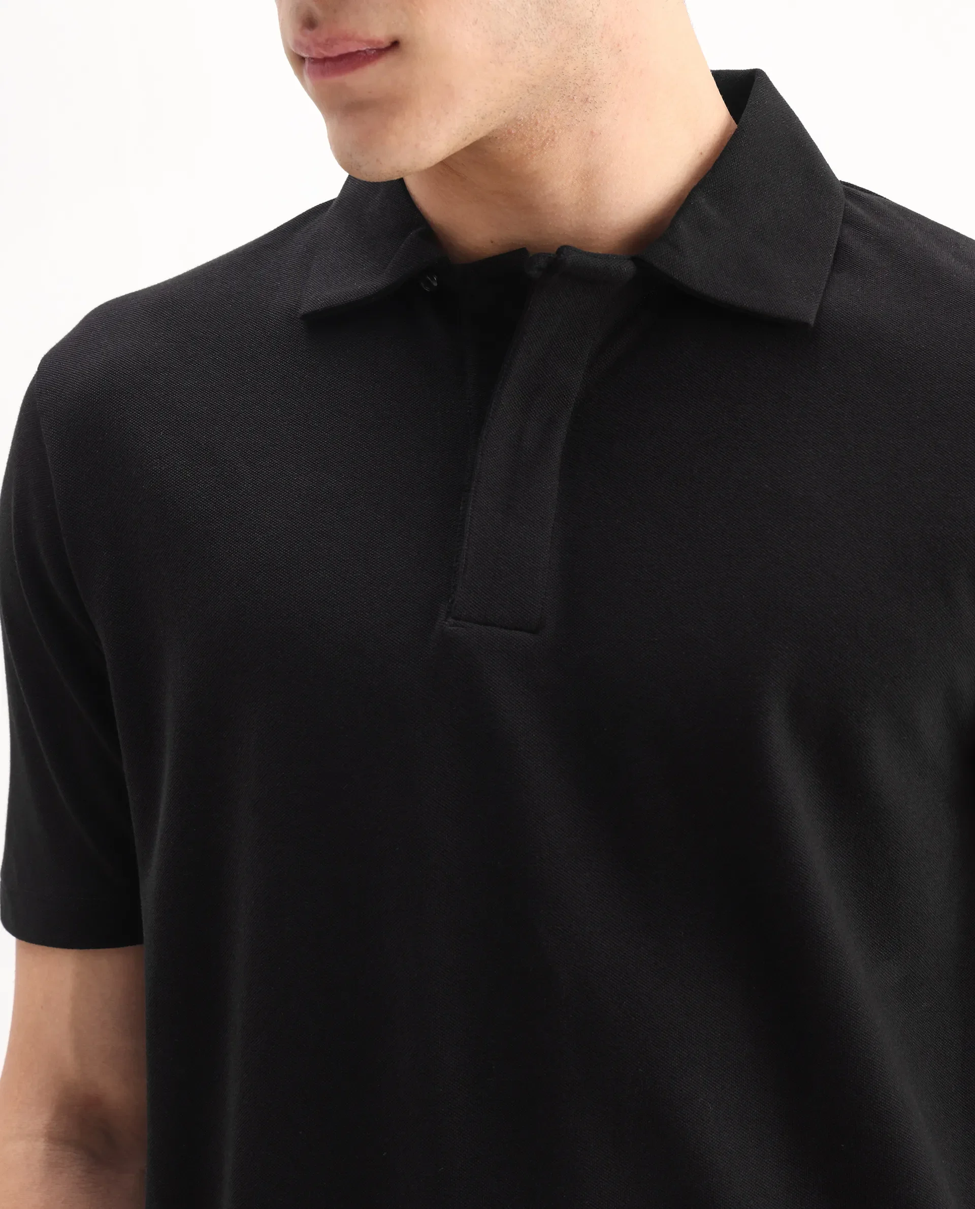 Rare Rabbit Men's Zeni Black Cotton Blend Plain Regular Fit Half Sleeve Polo - Image 4