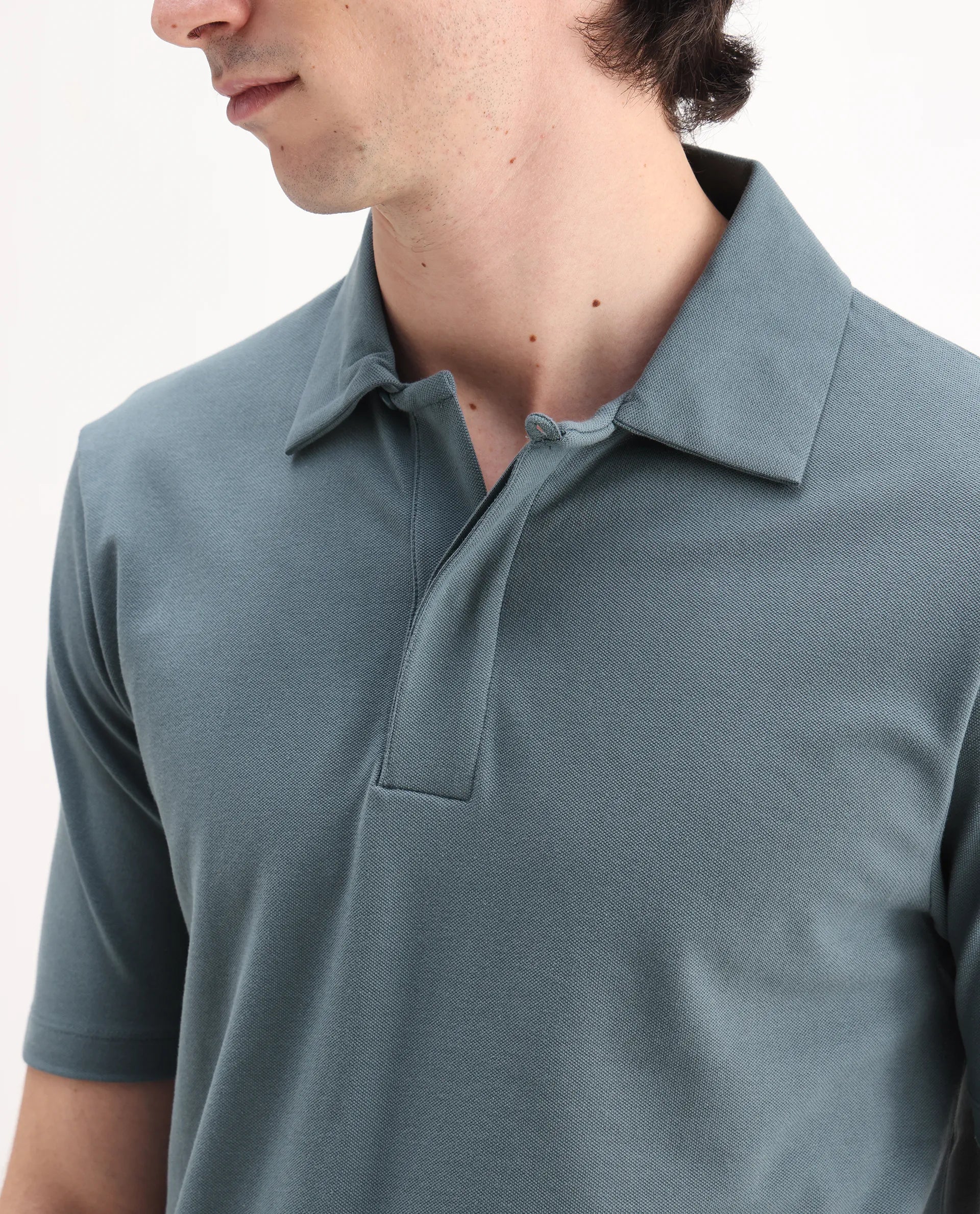 Rare Rabbit Men's Zeni Dusky Green Cotton Blend Plain Regular Fit Half Sleeve Polo - Image 3