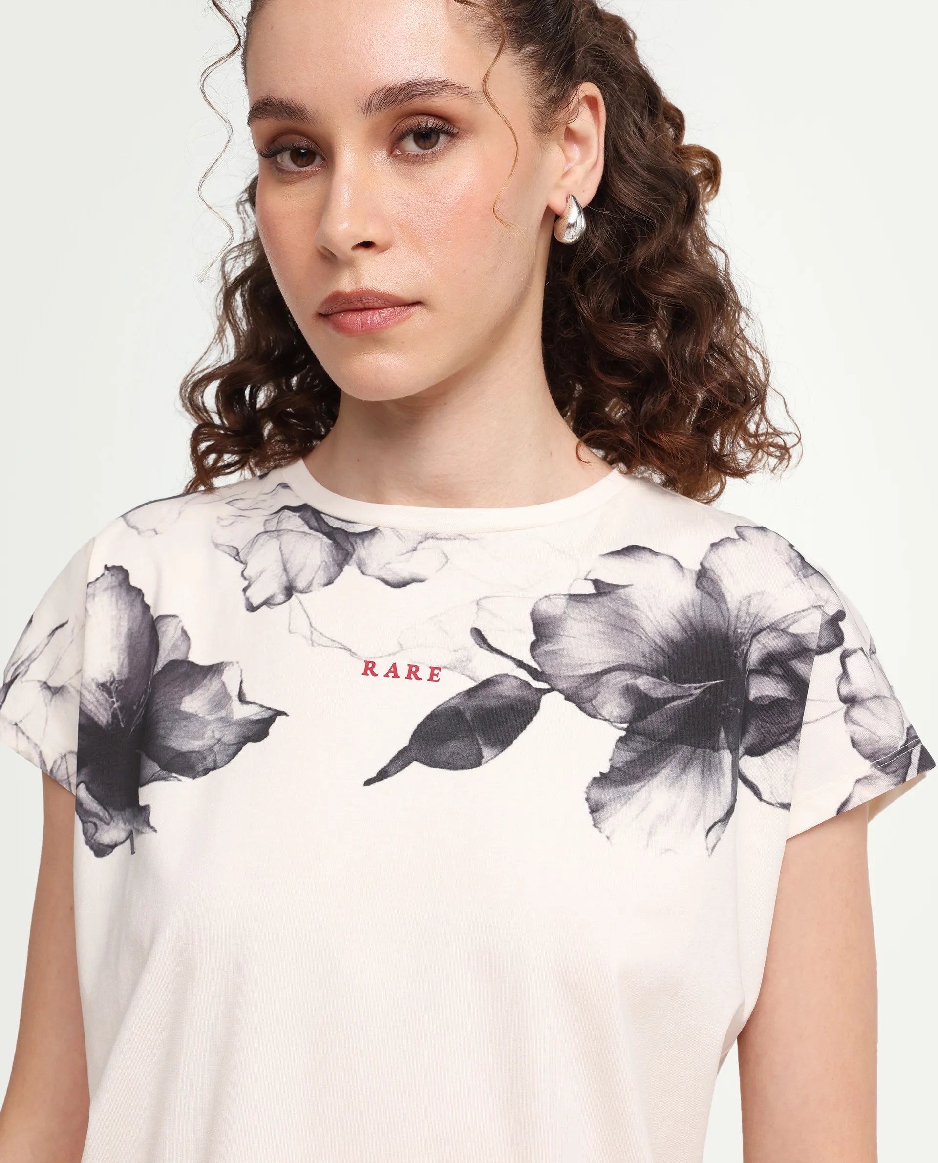 Rareism Women's Zern Off White Cotton Blend Half Sleeve Relaxed Fit Digital Print T-Shirt - Image 4