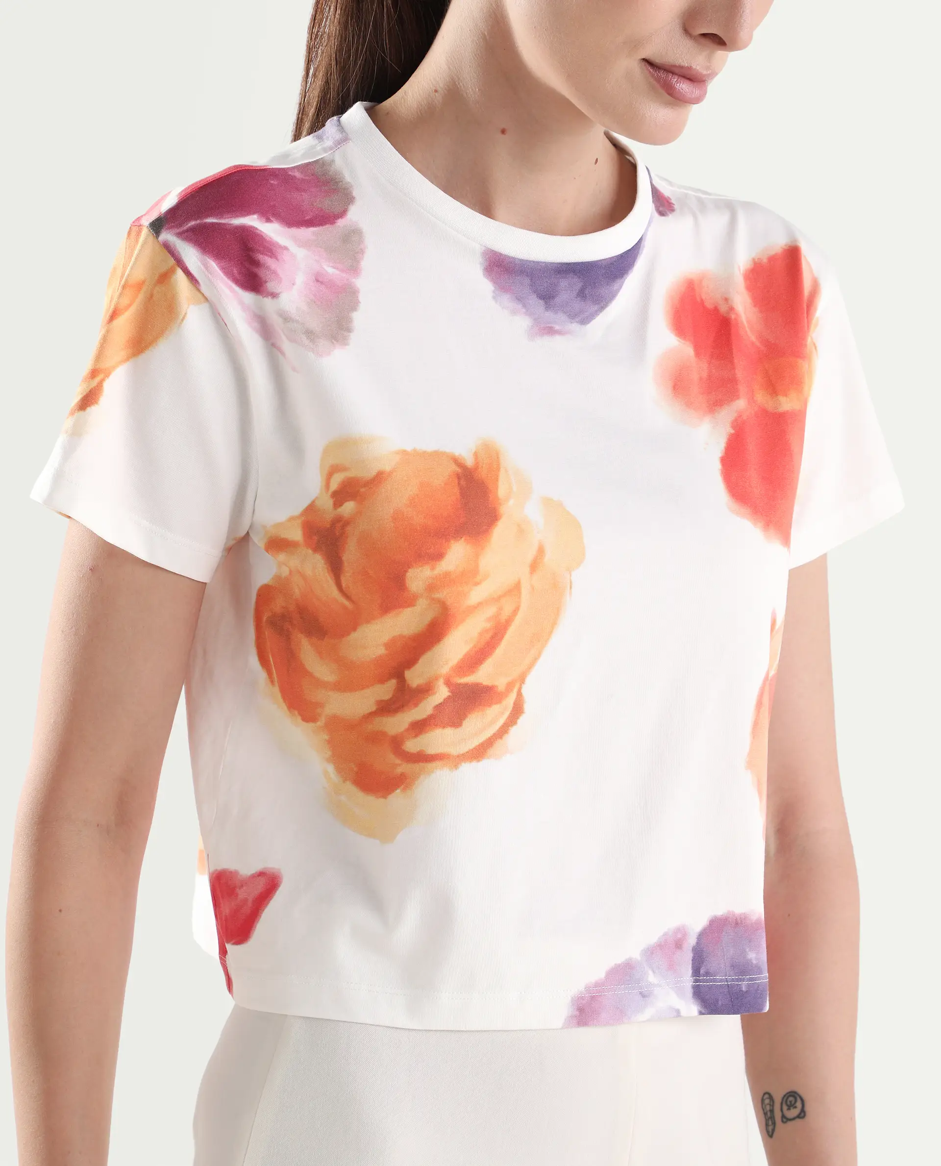 Rareism Women's Zero Multi Cotton Blend Half Sleeve Relaxed Fit Floral Print T-Shirt - Image 4
