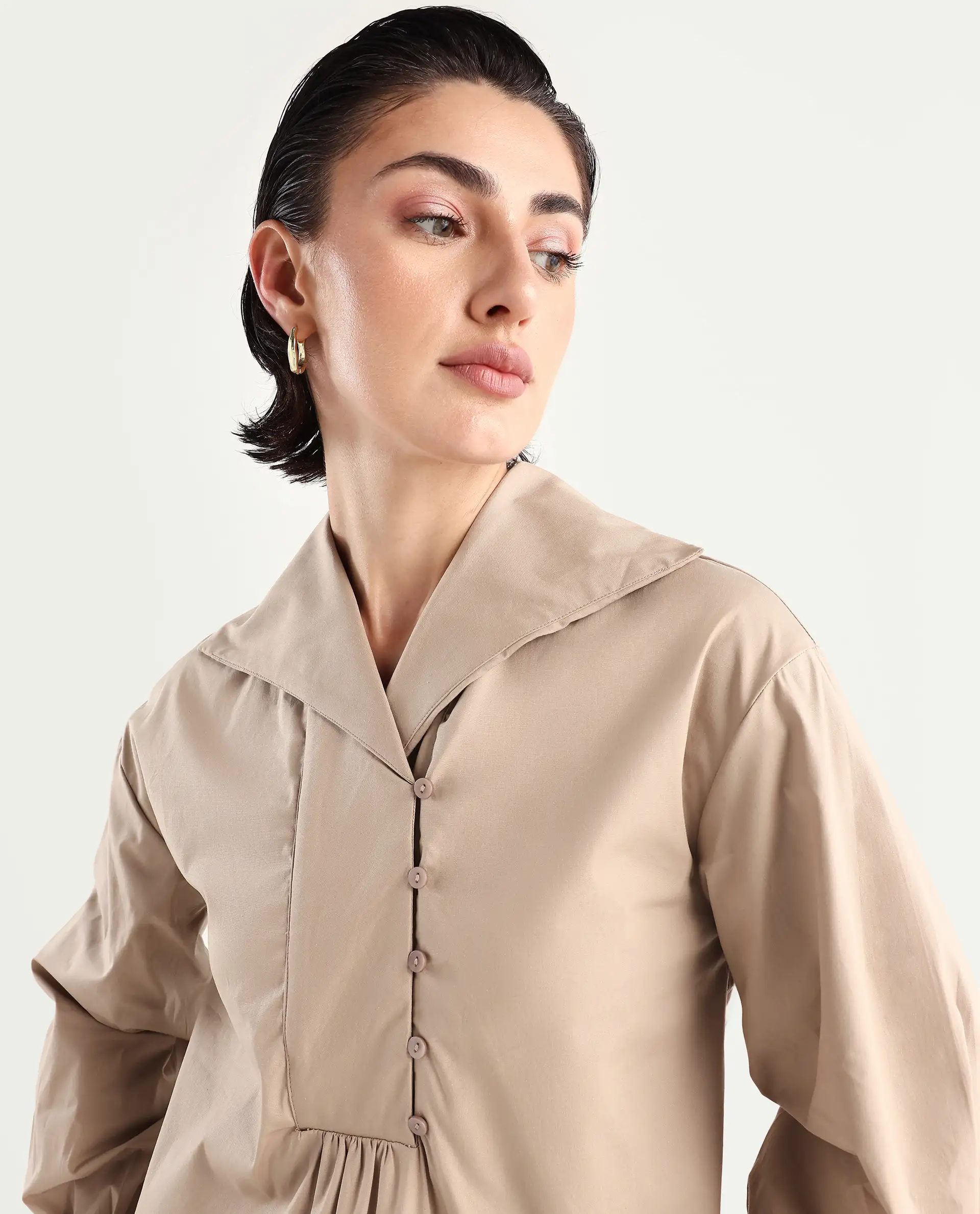 Rareism Women's Zes Beige Cotton Blend Drop Collar Plain Bishop Sleeve Relaxed Fit Top