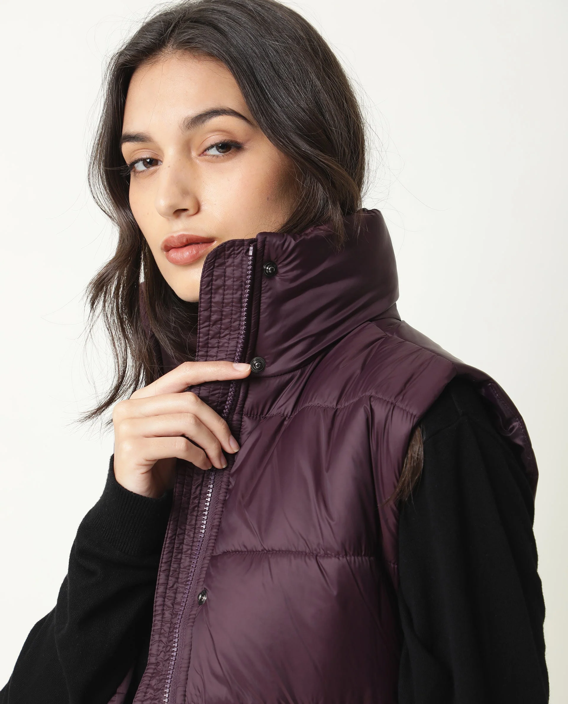 Rareism Women's Ziazan Maroon Polyester High Neck Plain Sleeveless Regular Fit Jacket - Image 3