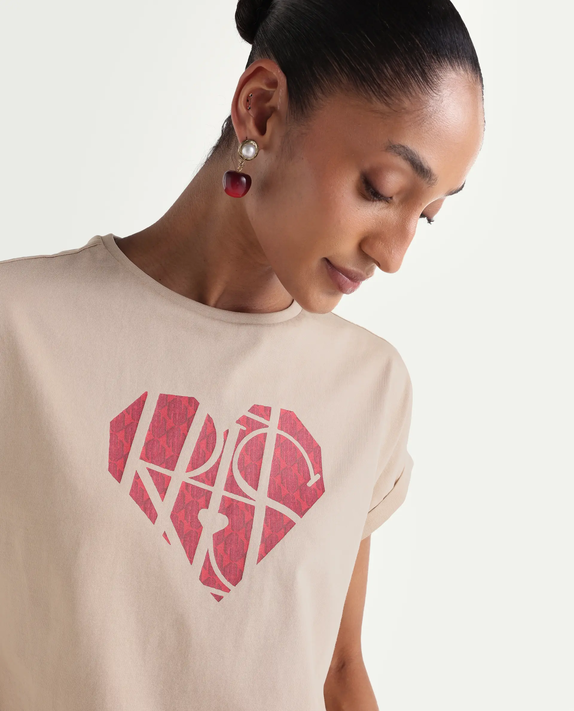 Rareism Women's Zibbit Beige Cotton Crew Neck Pull-On Relaxed Monogram Print T-Shirt - Image 3