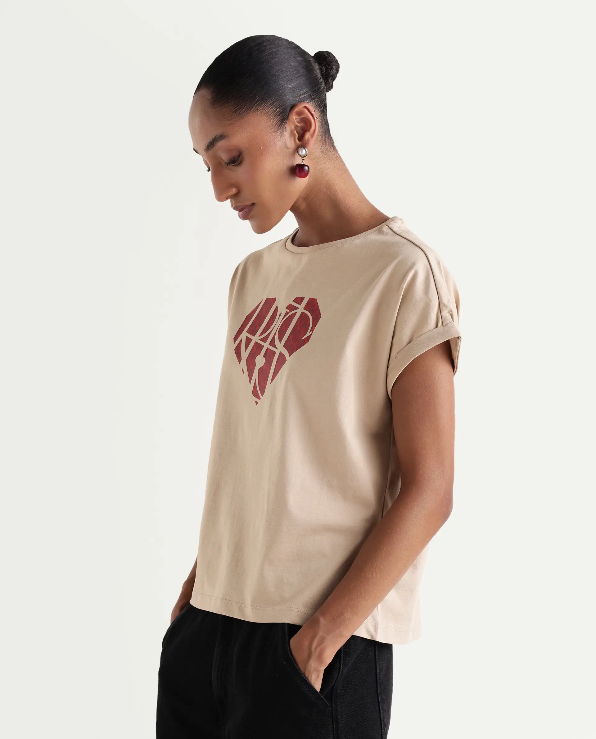 Rareism Women's Zibbit Beige Cotton Crew Neck Pull-On Relaxed Monogram Print T-Shirt - Image 4