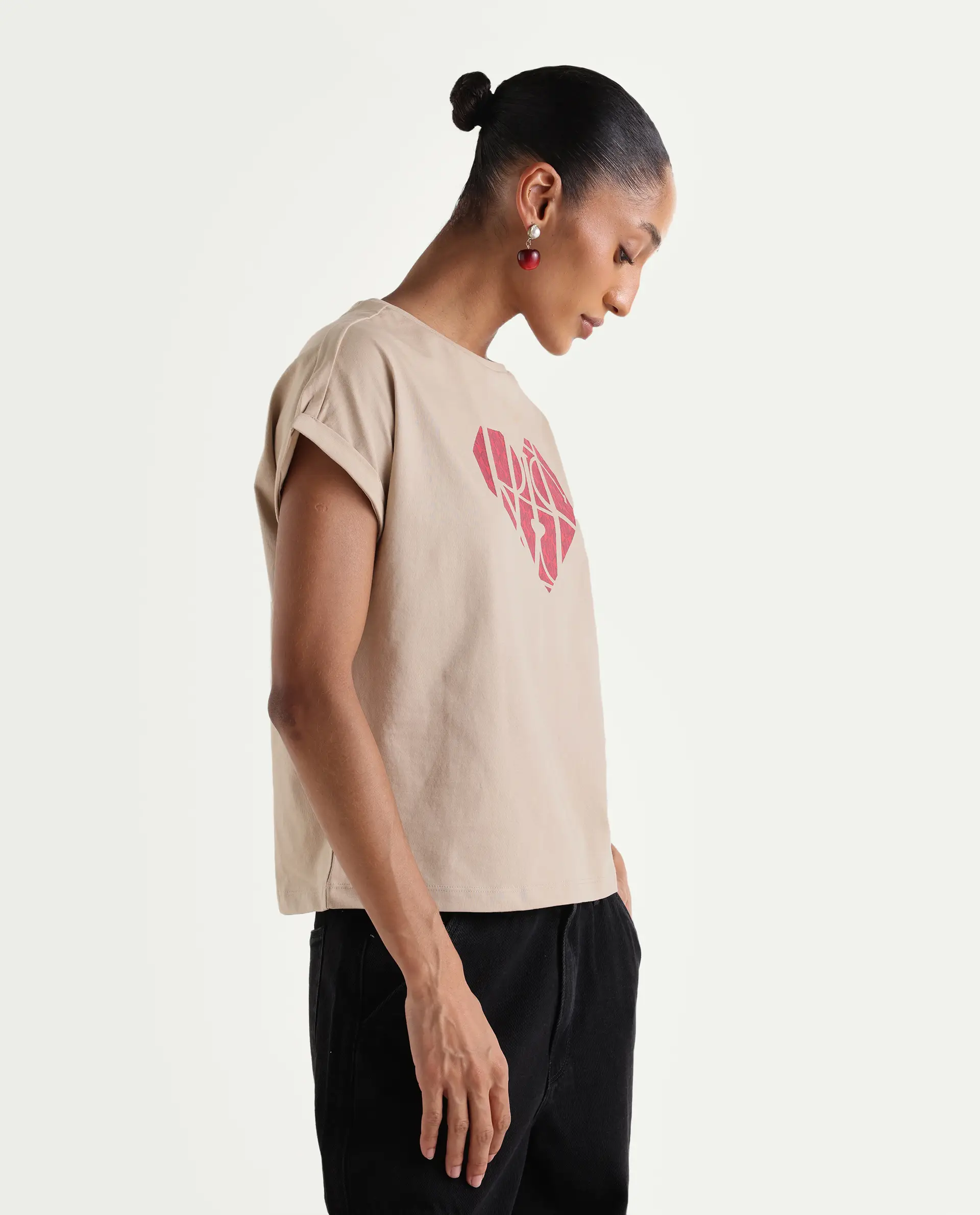 Rareism Women's Zibbit Beige Cotton Crew Neck Pull-On Relaxed Monogram Print T-Shirt - Image 5