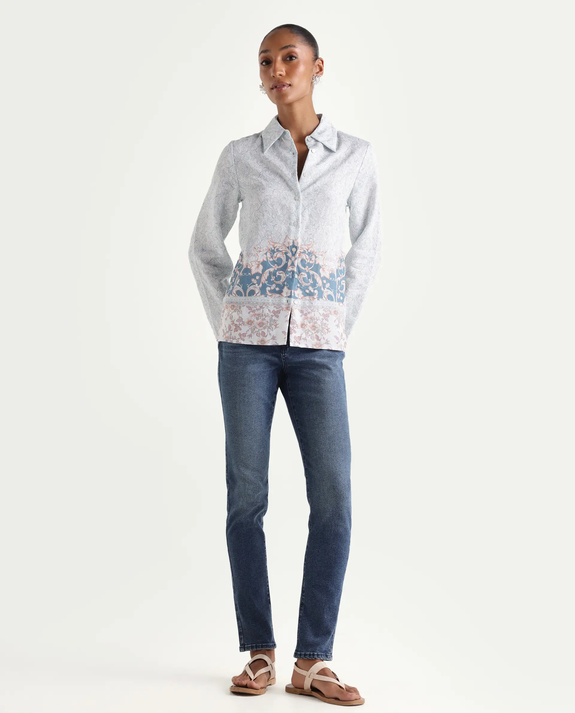 Rareism Women's Zing Blue Cotton Blend Plain Ankle Length Sleek Skinny Fit Jeans - Image 2