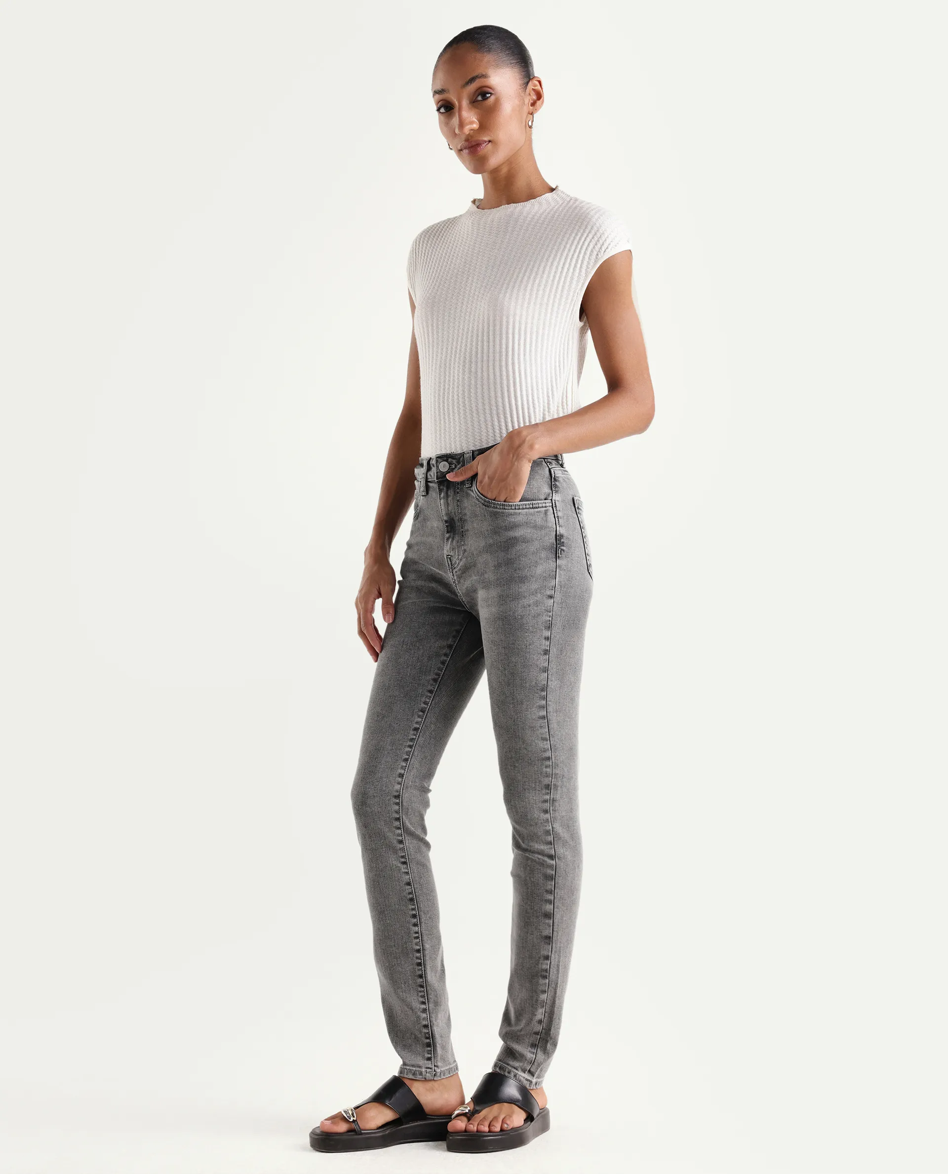 Rareism Women's Zingal Grey Cotton Plain Ankle Length Sleek Skinny Fit Jeans - Image 6