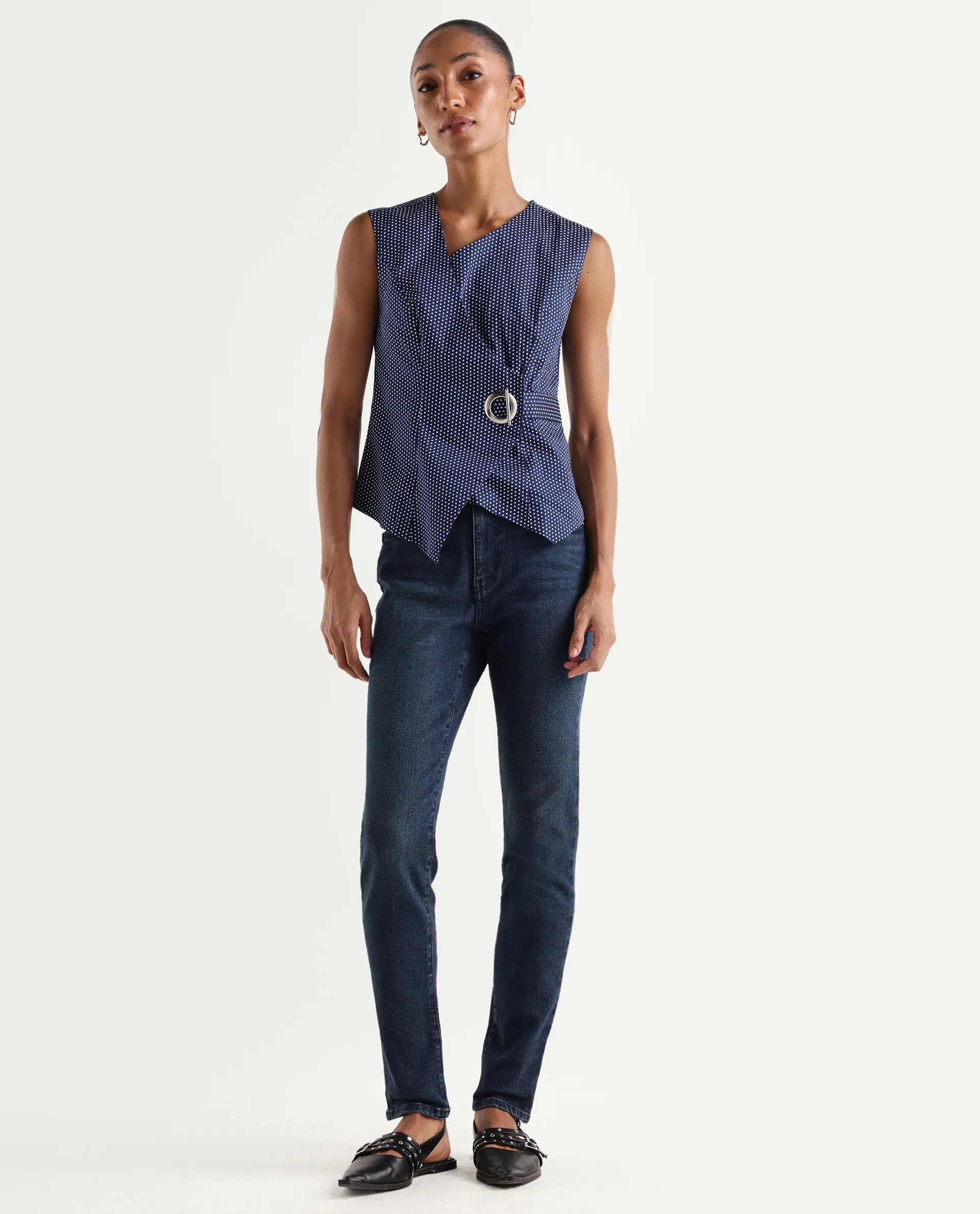 Rareism Women's Zinko Dark Blue Denim Plain Ankle Length Slim Fit Jeans - Image 5