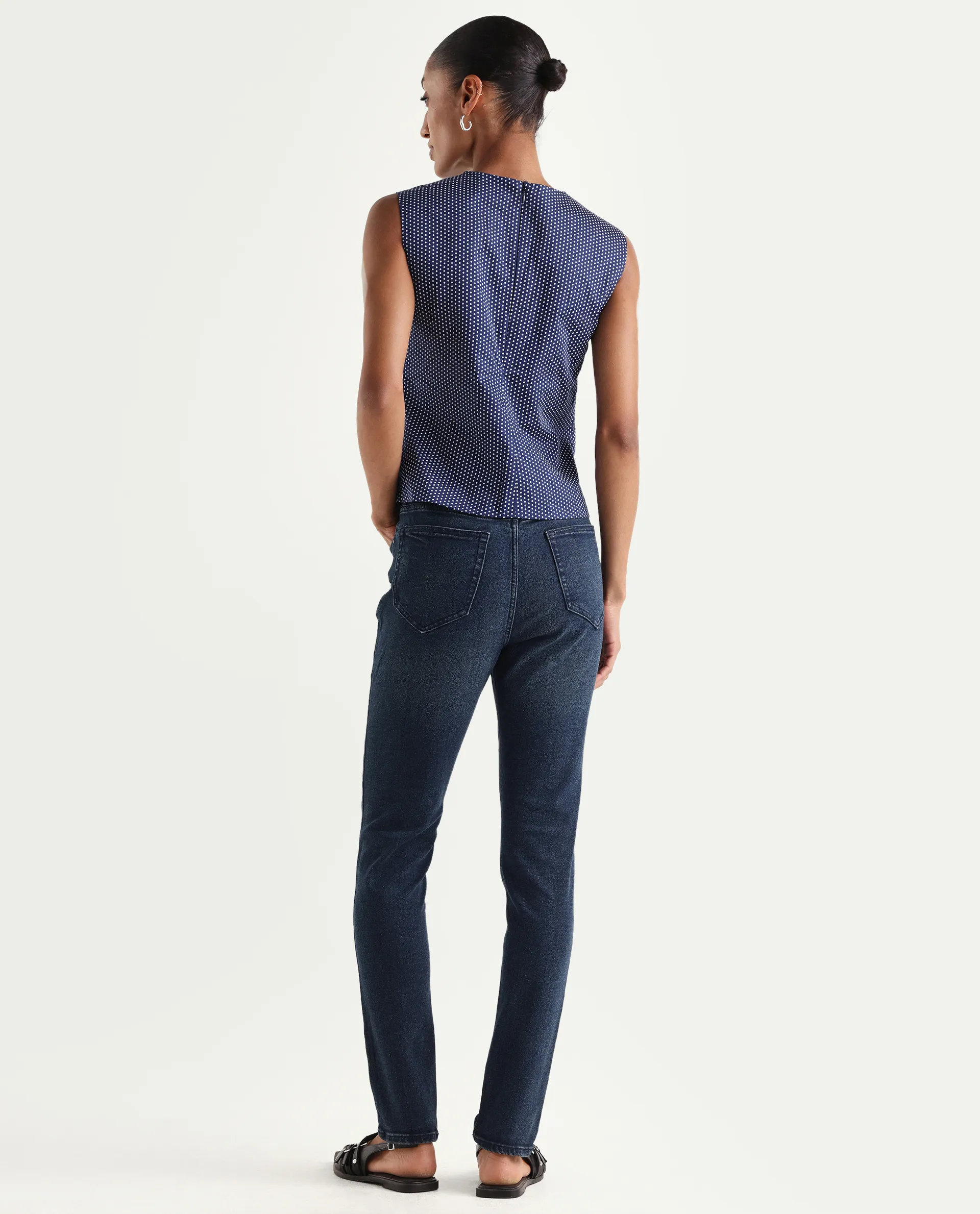 Rareism Women's Zinko Dark Blue Denim Plain Ankle Length Slim Fit Jeans - Image 7