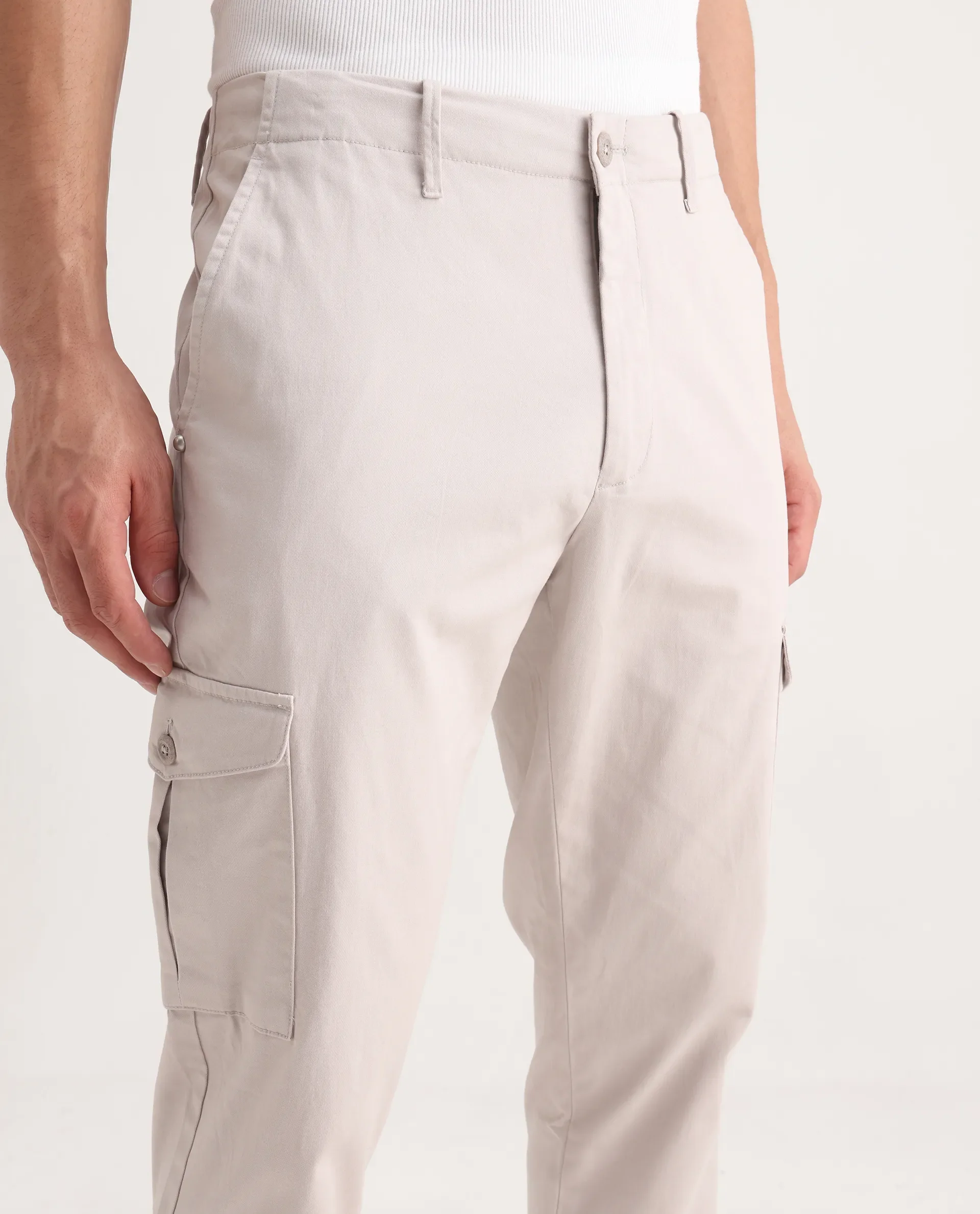 Rare Rabbit Men's Zipe Light Grey Cotton Plain Regular Fit Trouser - Image 3