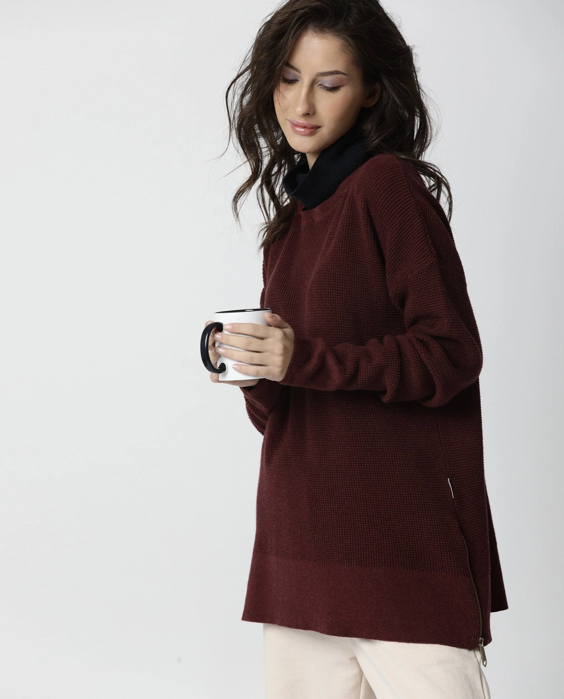 Rareism Women's Zippo Maroon Cotton Detachable Collar Plain Knee Length Relaxed Fit Sweater - Image 4