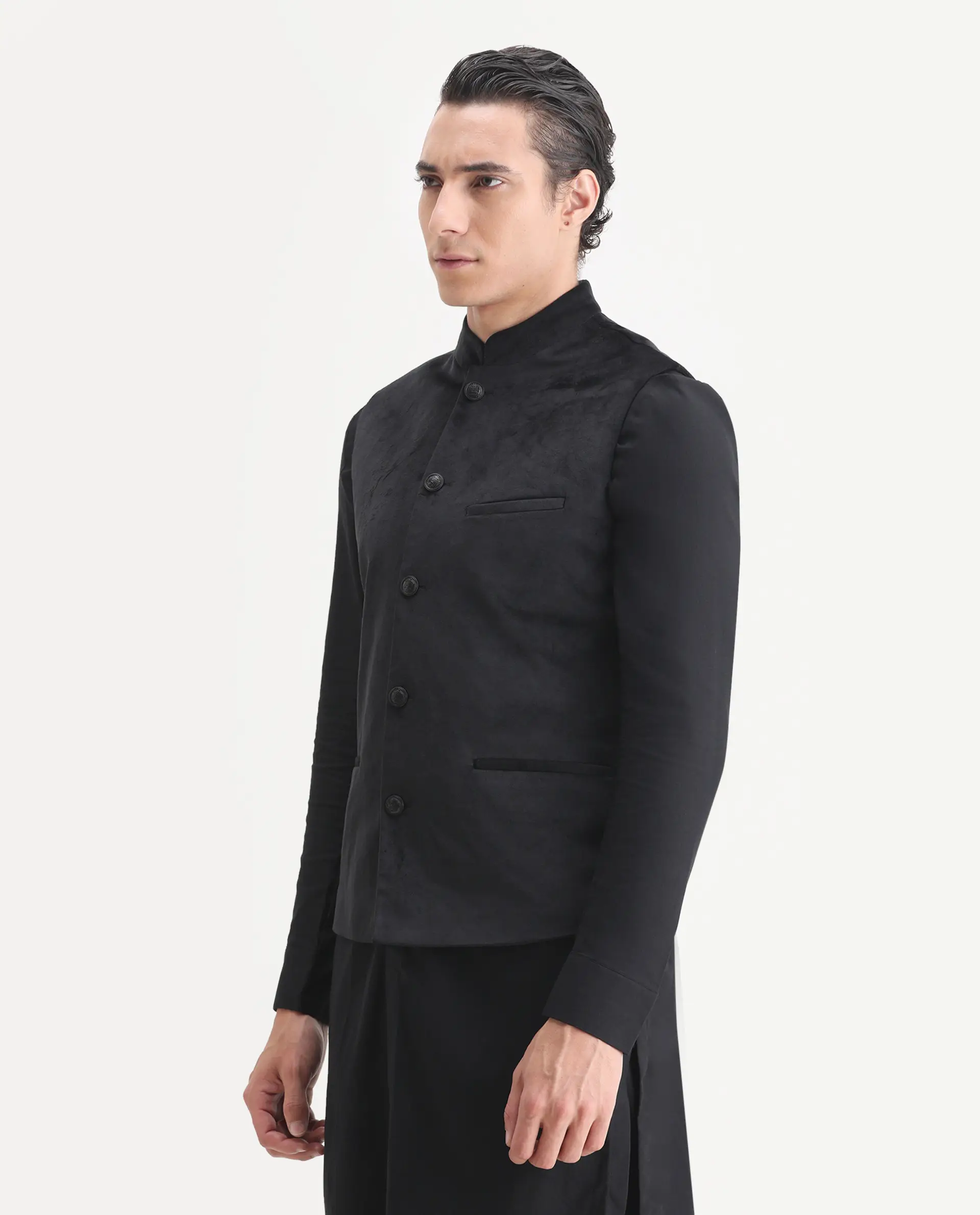 Rare Rabbit Men's Ziva Black Velvet Plain Tailored Fit Sleeveless Mandarin Collar Bandhgala - Image 4