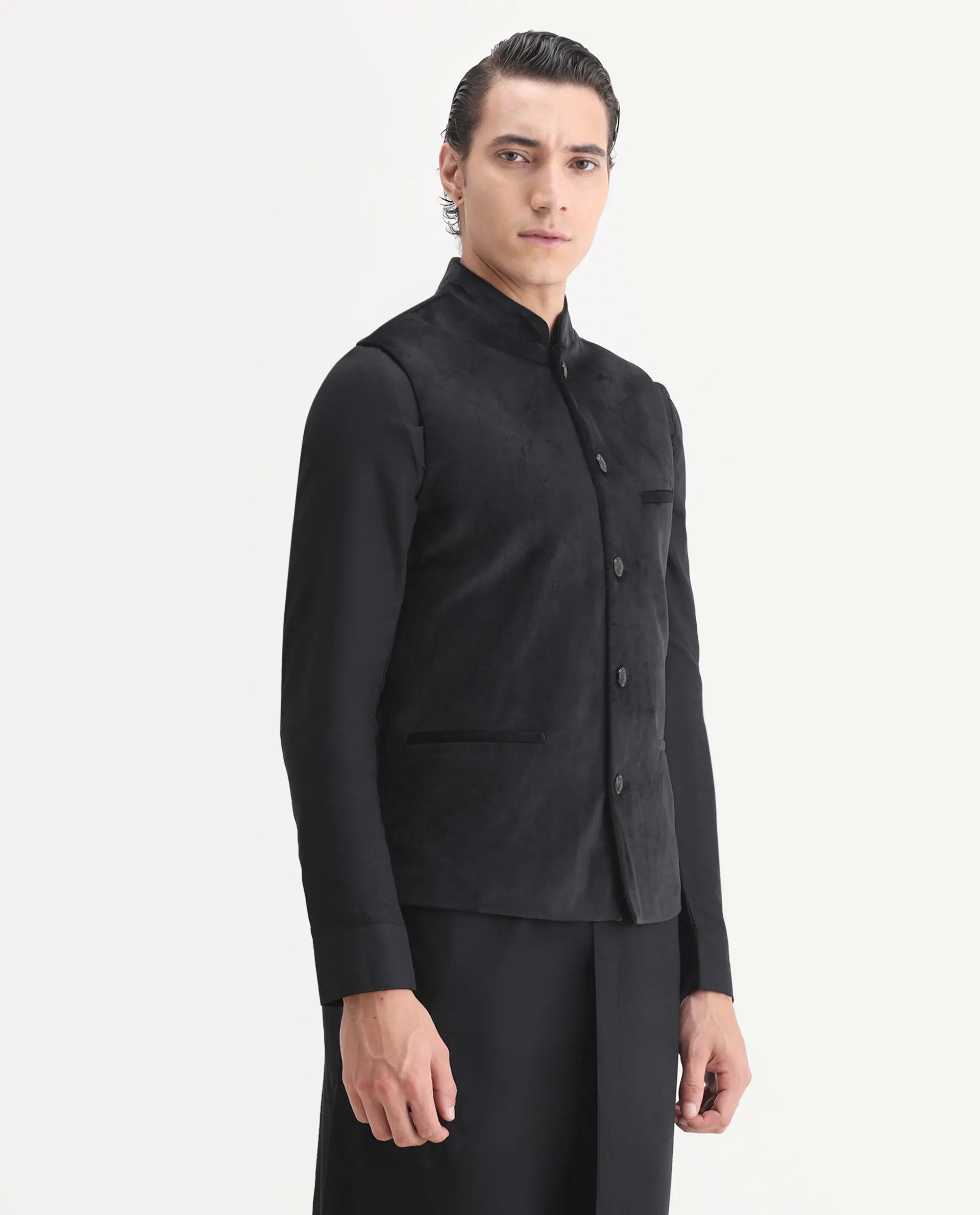 Rare Rabbit Men's Ziva Black Velvet Plain Tailored Fit Sleeveless Mandarin Collar Bandhgala - Image 5