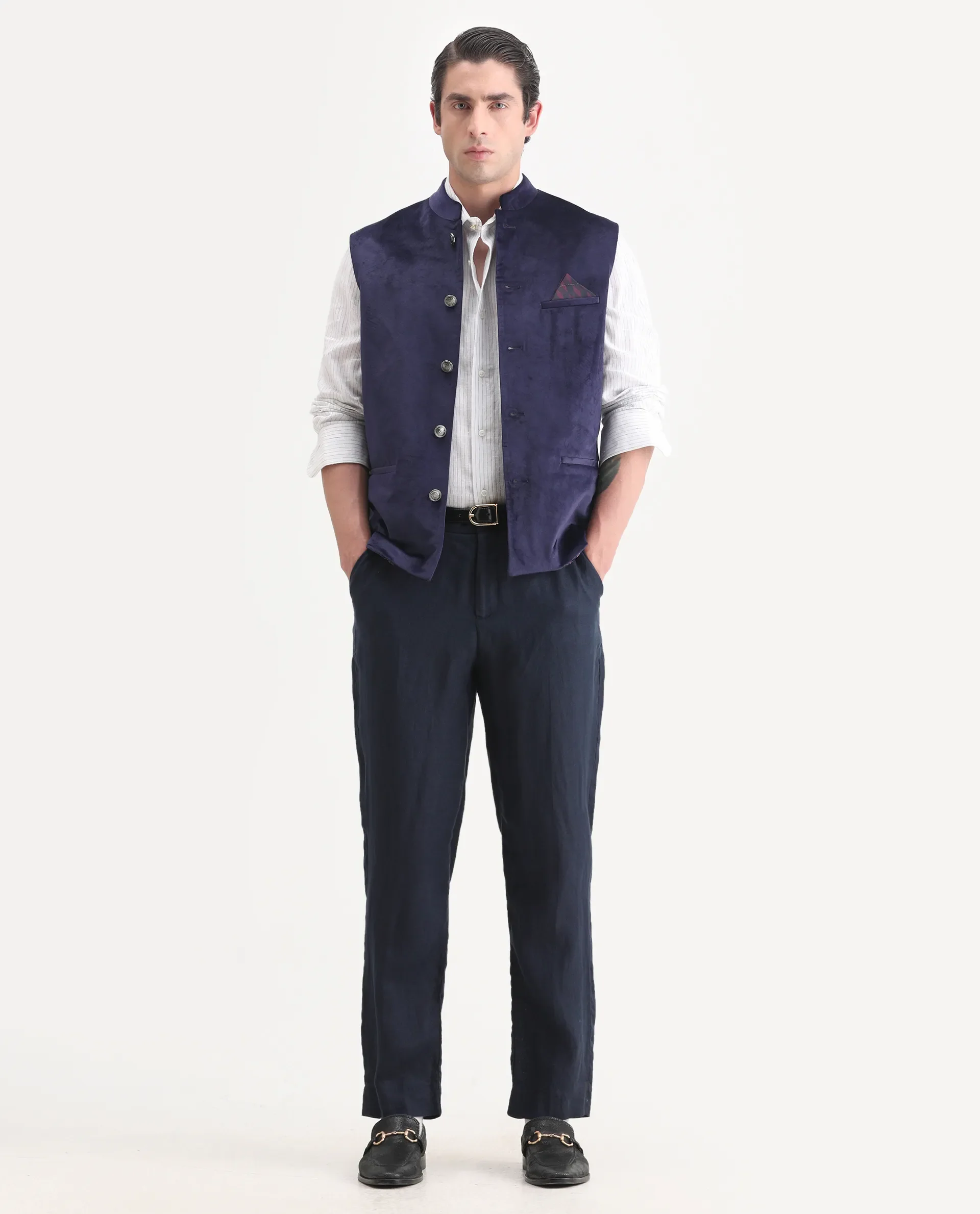 Rare Rabbit Men's Ziva Purple Velvet Plain Tailored Fit Sleeveless Mandarin Collar Bandhgala - Image 2