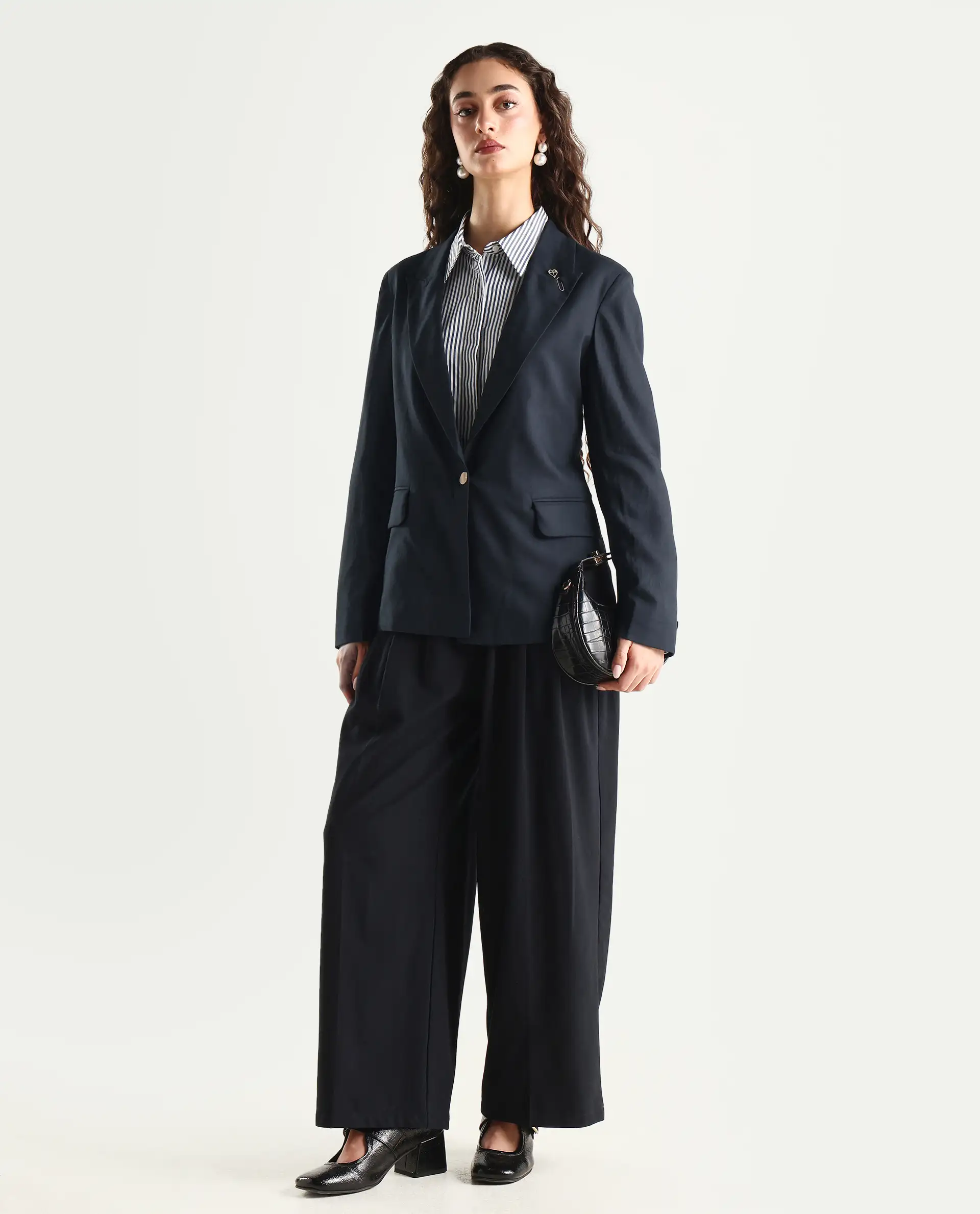 Rareism Women's Ziva Black Polyester Lapel Neck Plain Tailored Blazer - Image 2