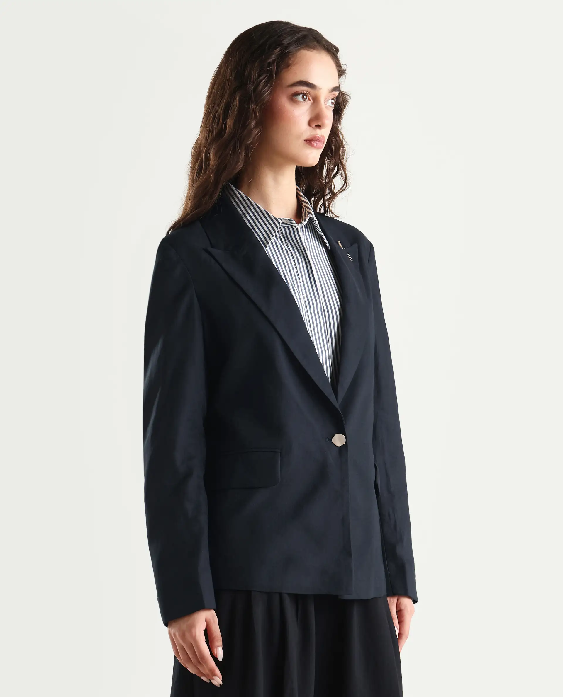 Rareism Women's Ziva Black Polyester Lapel Neck Plain Tailored Blazer - Image 8