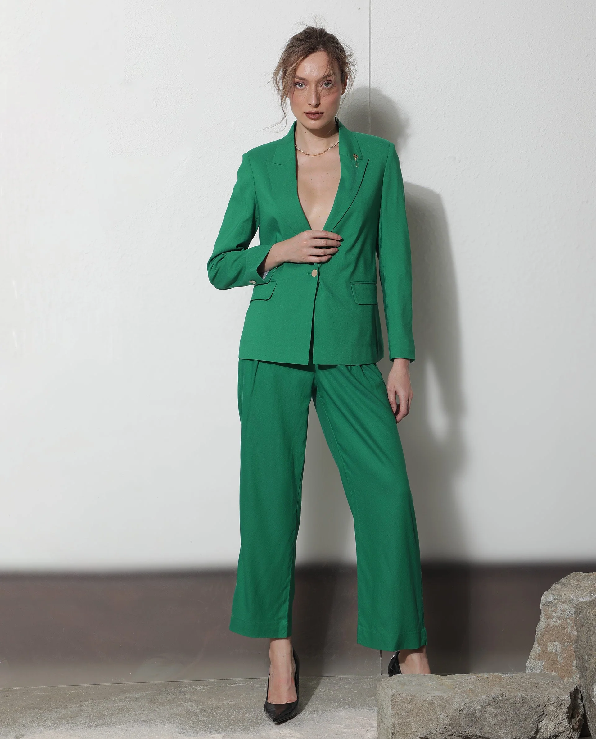 Rareism Women's Ziva Blazer Polyester Lapel Neck Plain Tailored Blazer - Image 4