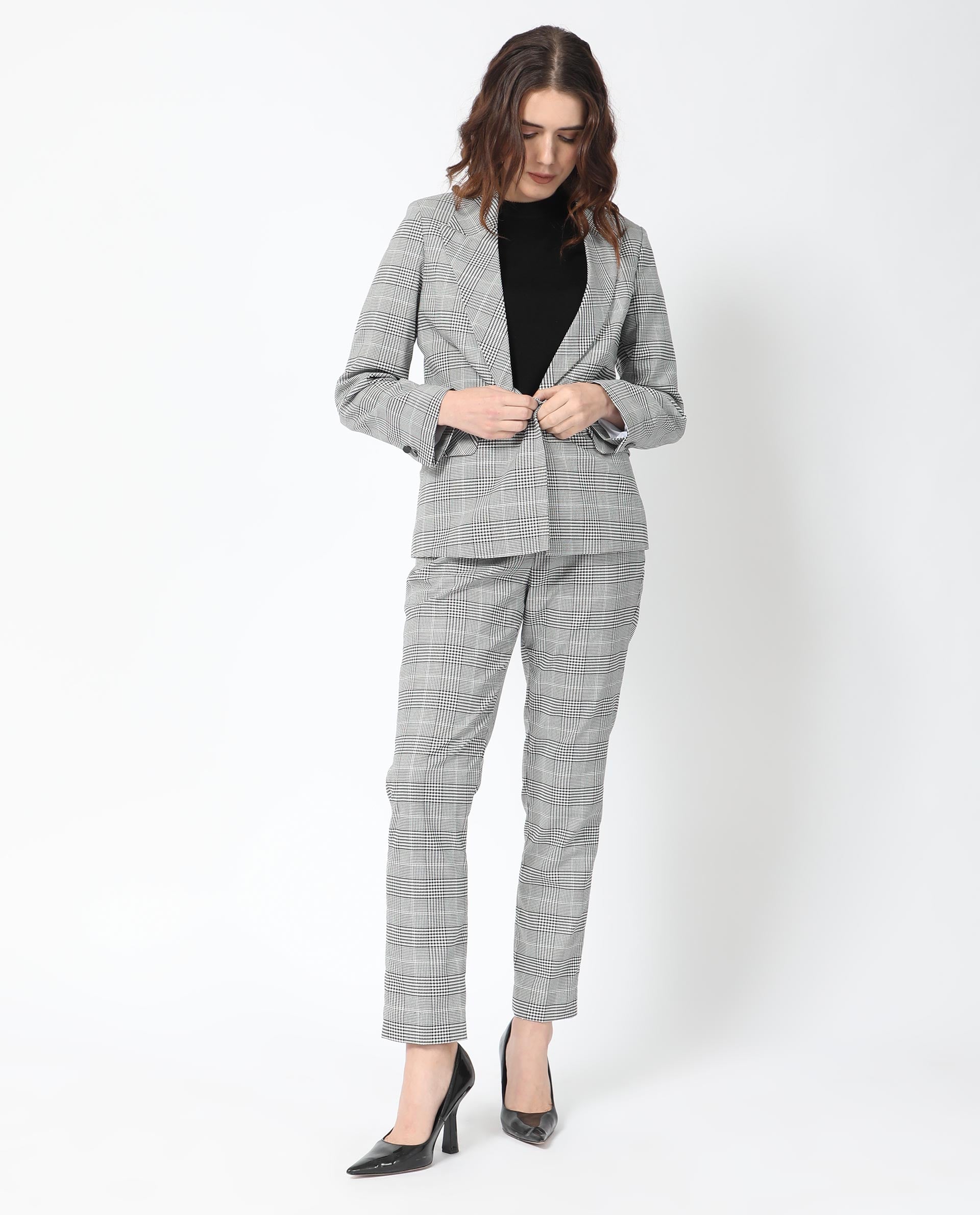 Rareism Women's Zivaa Black Polyester Lapel Neck Checked Tailored Blazer - Image 2
