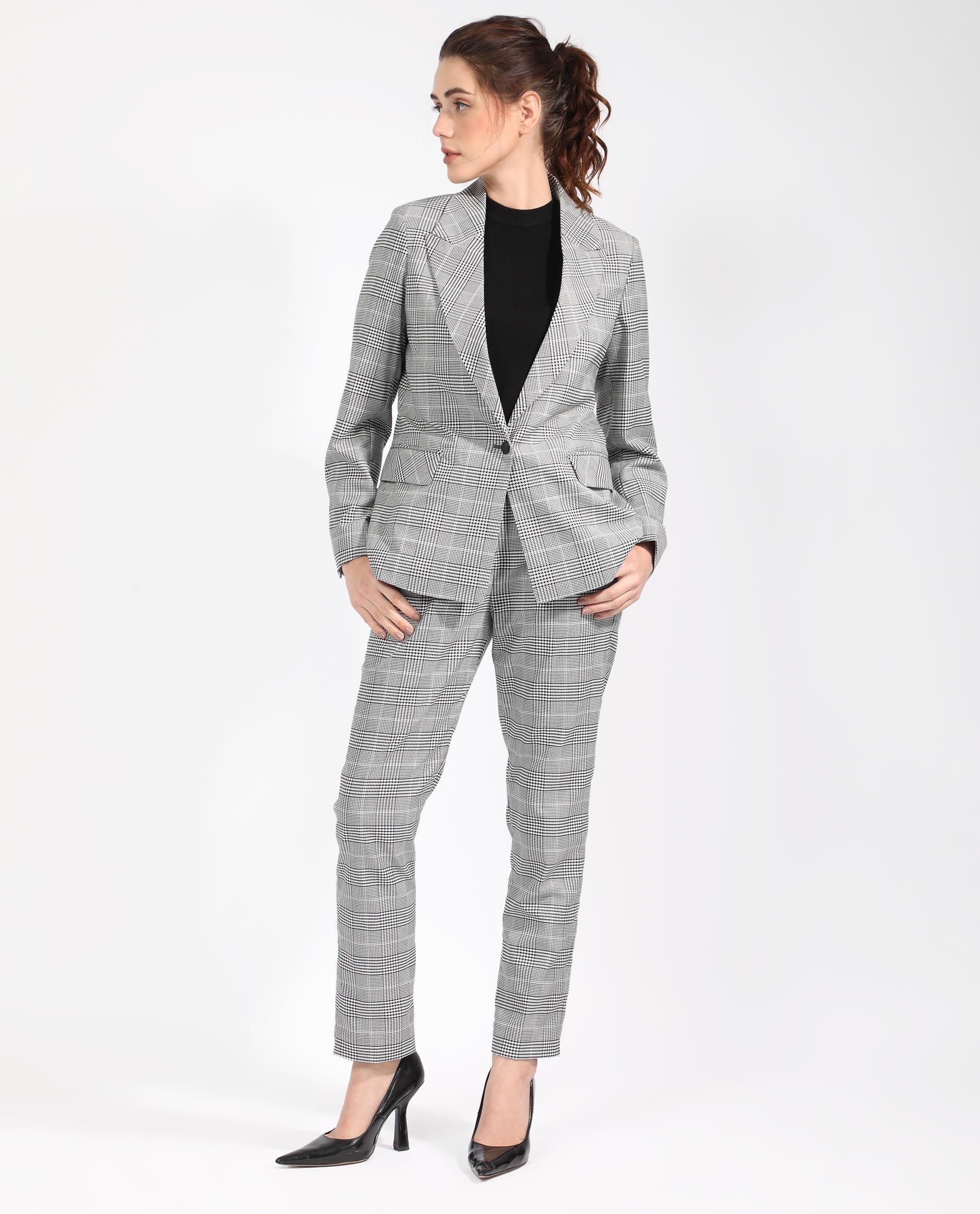 Rareism Women's Zivaa Black Polyester Lapel Neck Checked Tailored Blazer - Image 7