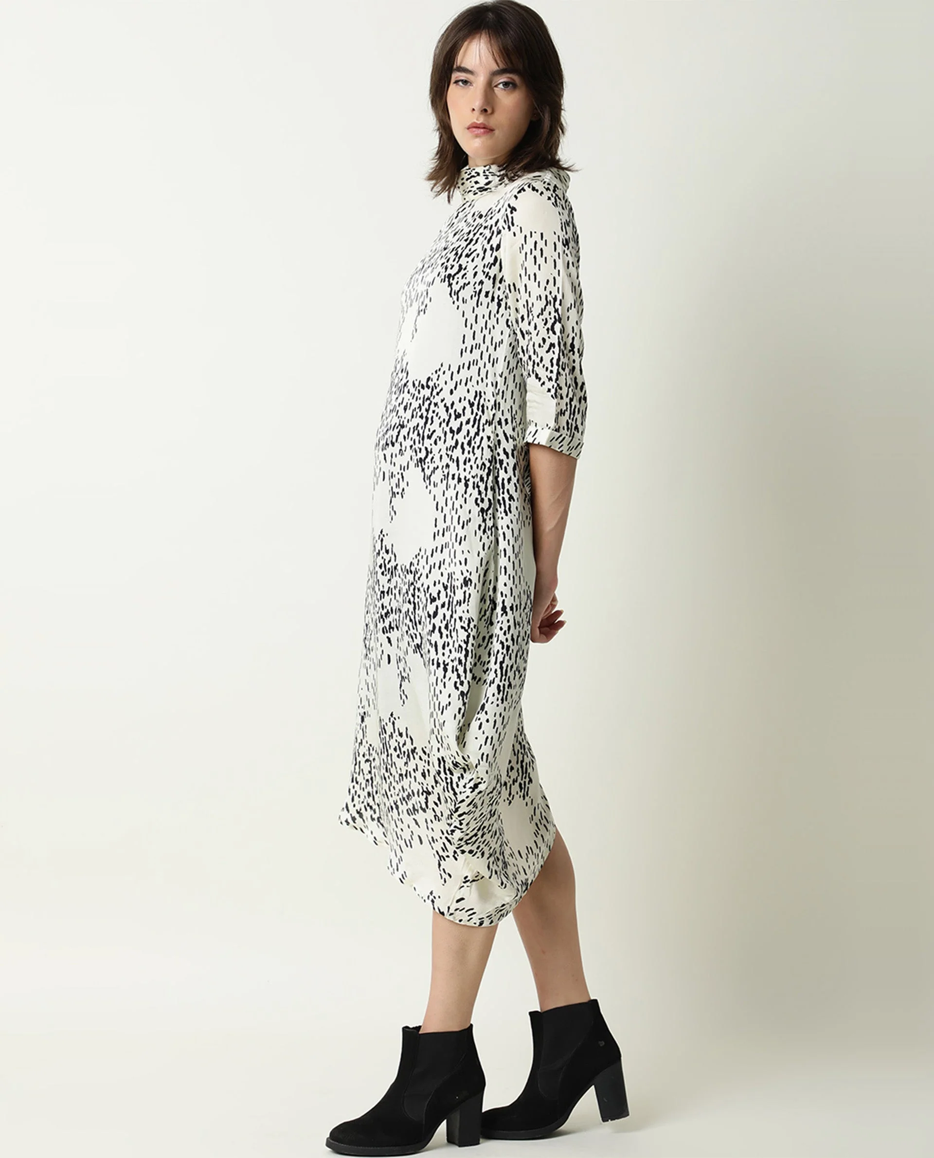 Rareism Women's Zoella Offwhite Viscose High Neck Abstract Print Cuffed Sleeve Midi Flared Dress - Image 2