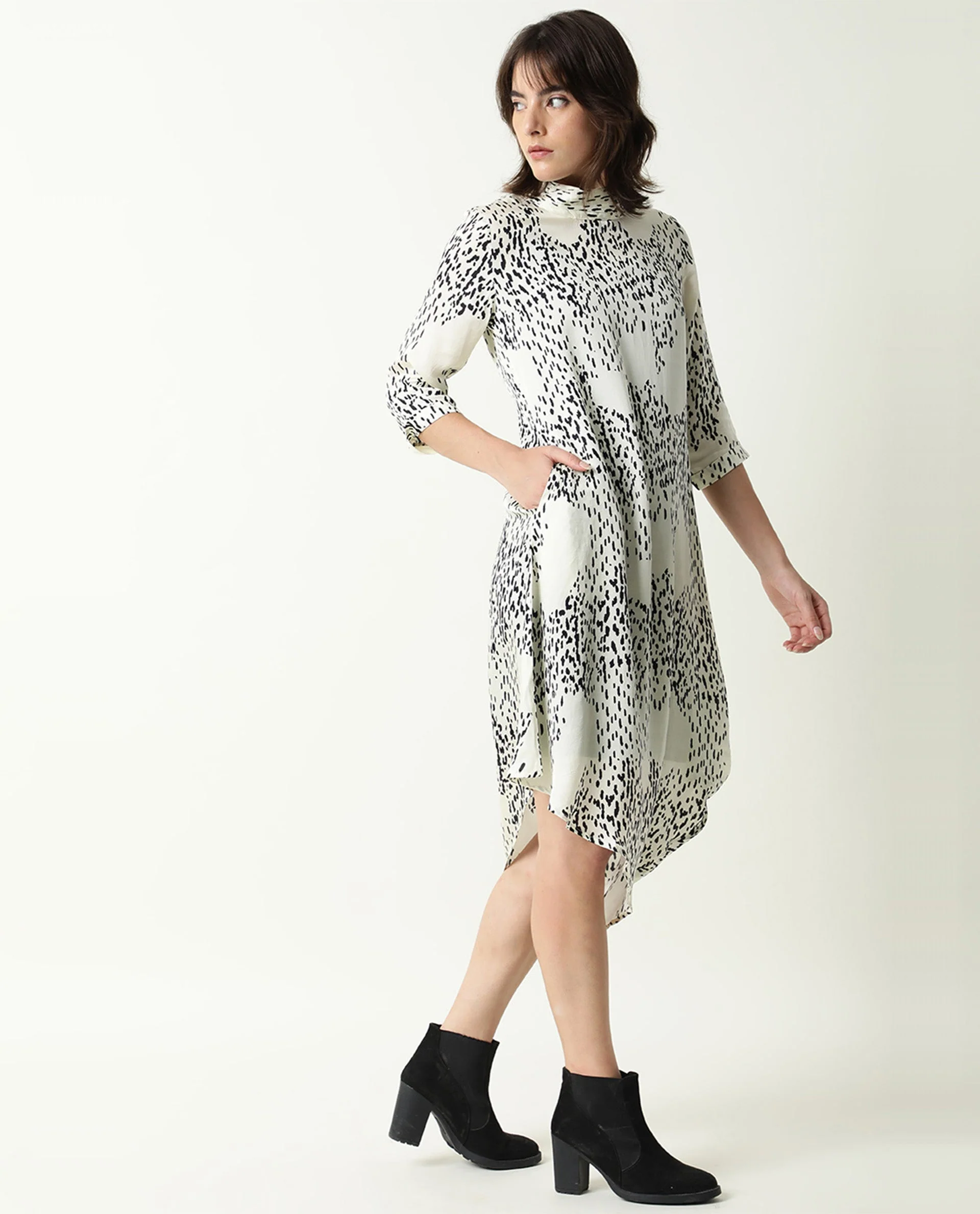 Rareism Women's Zoella Offwhite Viscose High Neck Abstract Print Cuffed Sleeve Midi Flared Dress - Image 3