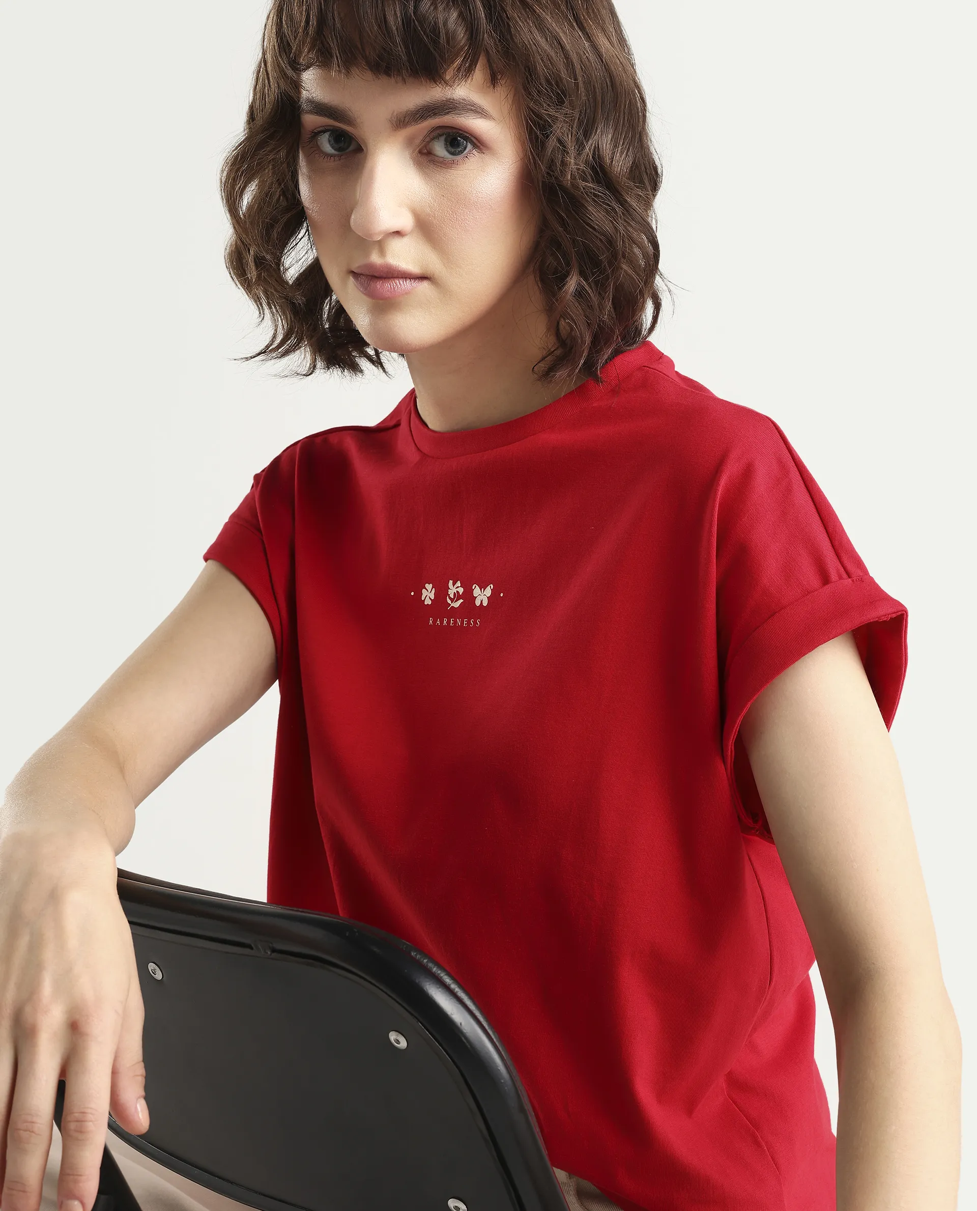 Rareism Women's Zolan Red Cotton Half Sleeve Relaxed Fit Pigment Print T-Shirt