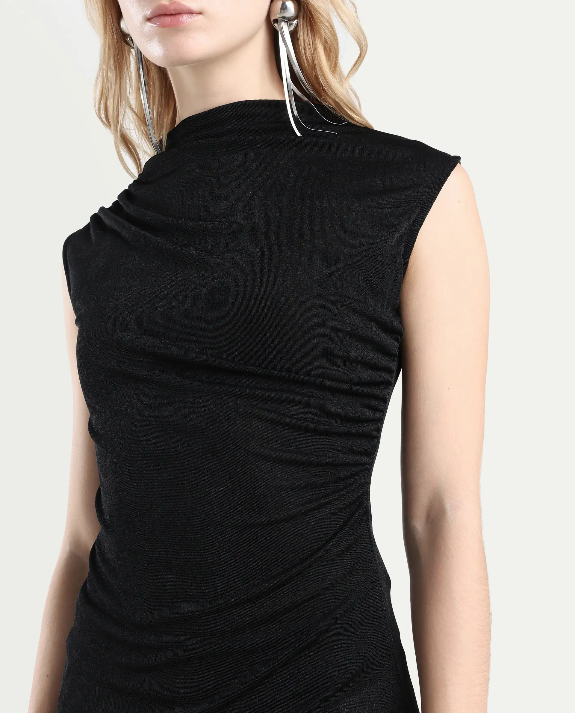 Rareism Women's Zoptus Black Cotton High Neck Regular Fit Plain Top - Image 4