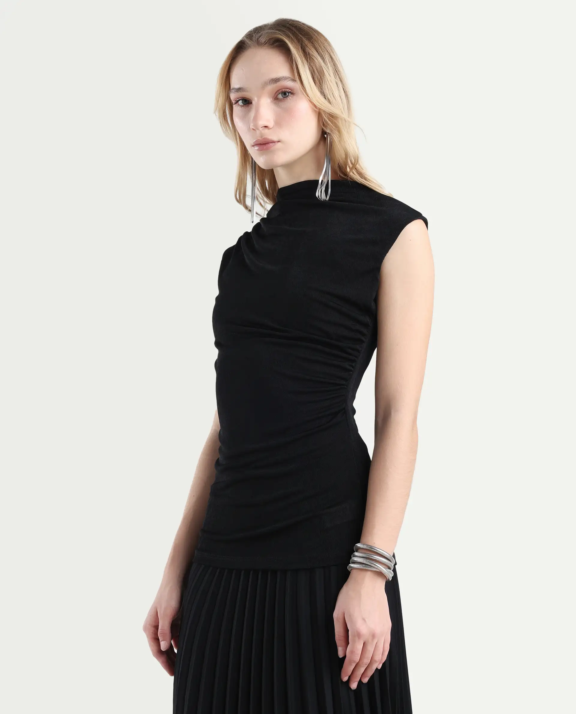 Rareism Women's Zoptus Black Cotton High Neck Regular Fit Plain Top - Image 5