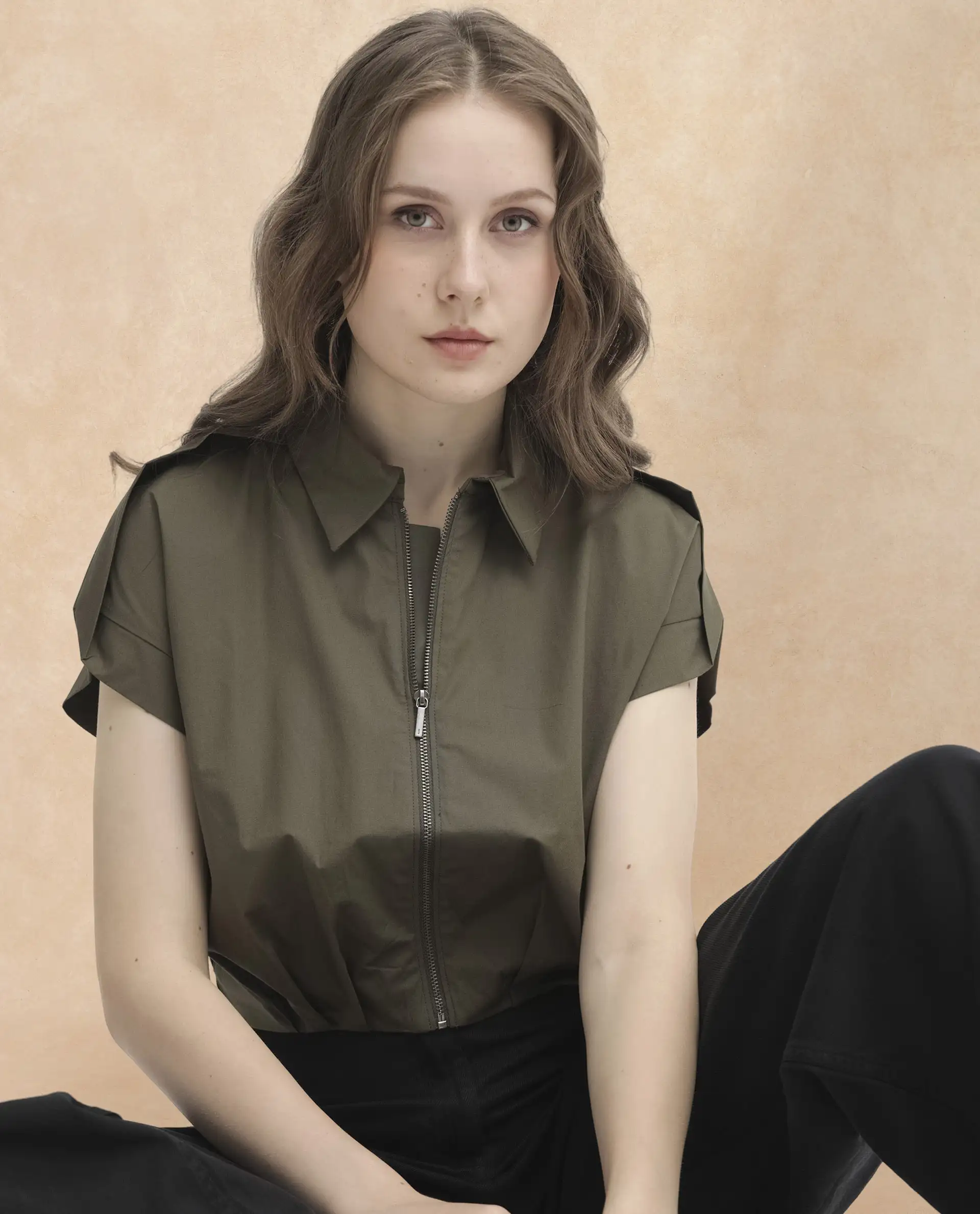 Rareism Women's Zuckery Olive Cotton Blend Drop Collar Plain Extended Sleeves Crop Regular Fit Top - Image 2