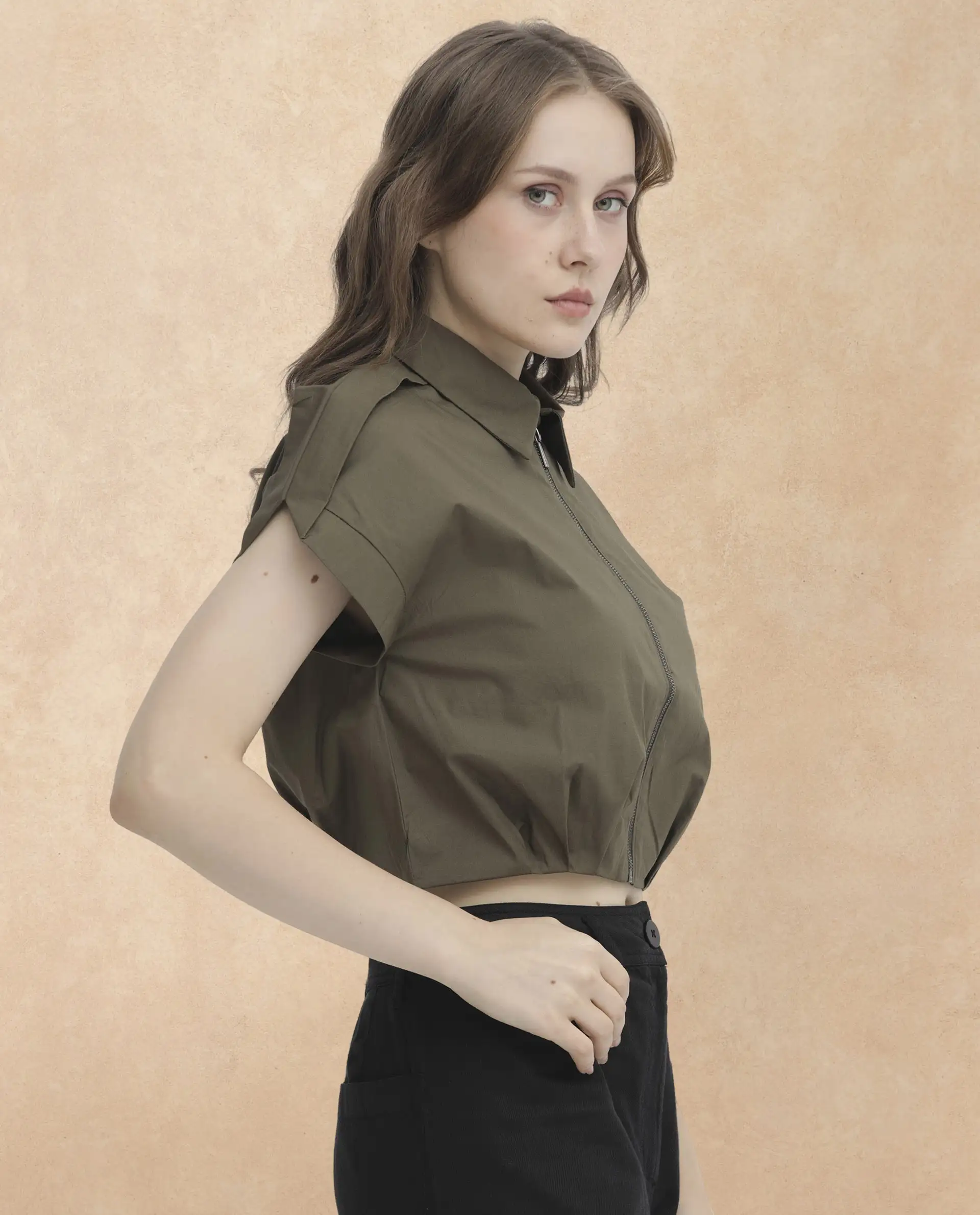 Rareism Women's Zuckery Olive Cotton Blend Drop Collar Plain Extended Sleeves Crop Regular Fit Top - Image 3
