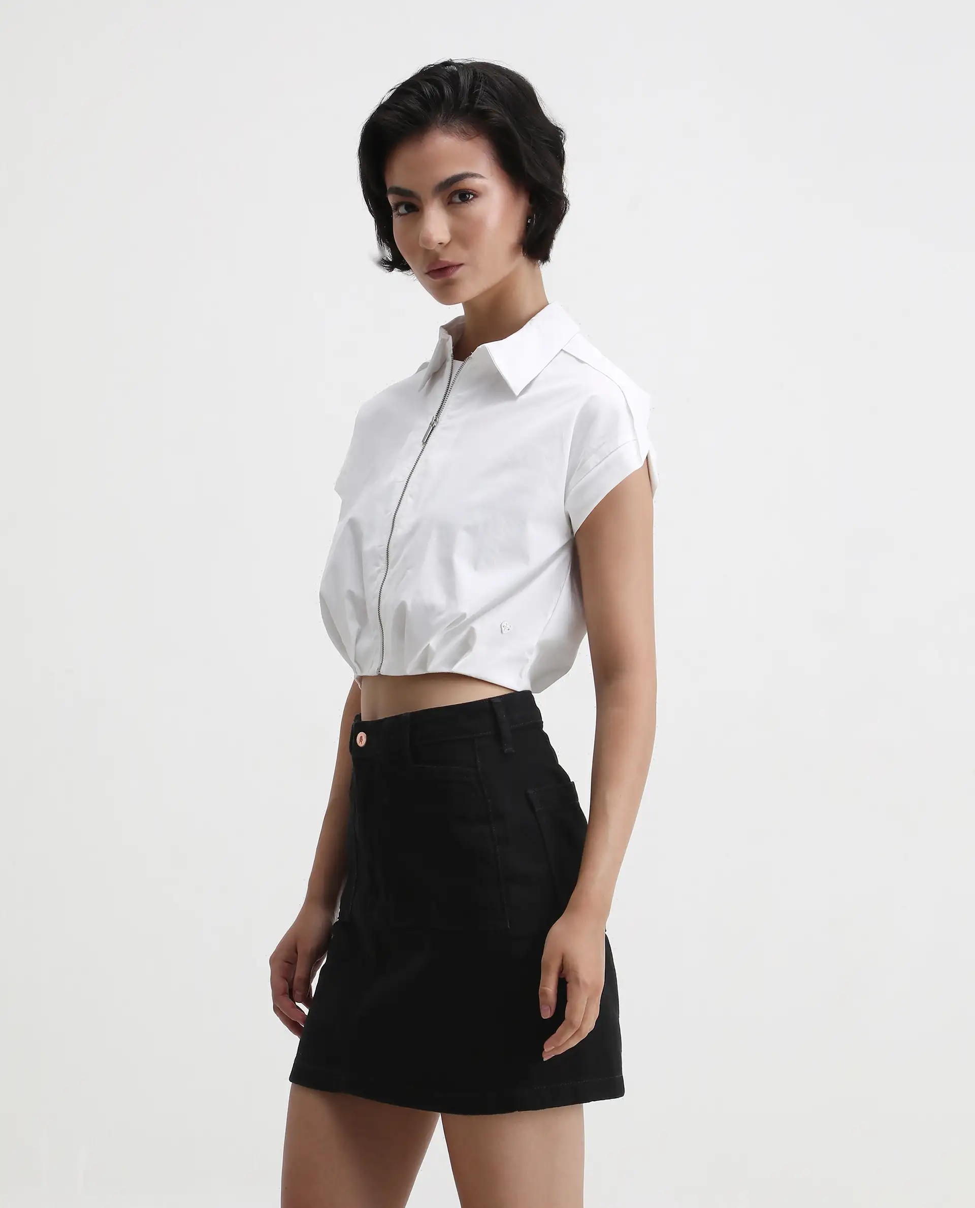 Rareism Women's Zuckery White Cotton Blend Drop Collar Plain Extended Sleeves Crop Regular Fit Top - Image 4