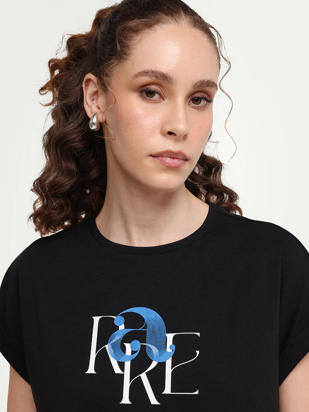 Rareism Women's Zue Black Cotton Crew Neck Pull-On Relaxed Typography Print T-Shirt - Image 4