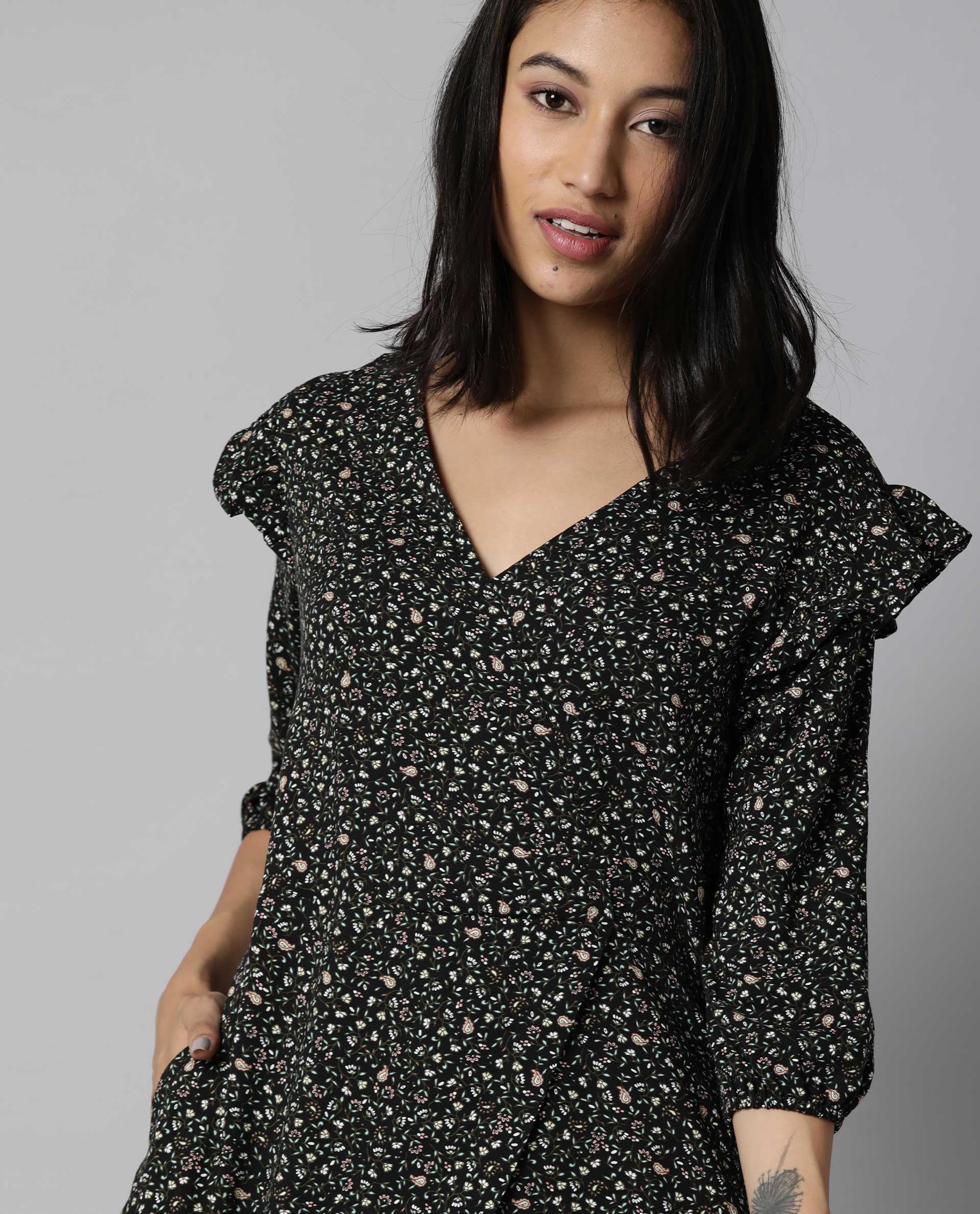 Rareism Women Zuri Green Dress Full Sleeves Printed - Image 2